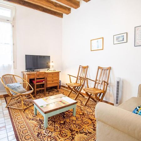 L'Authentique - Tours Apartment Luaran gambar