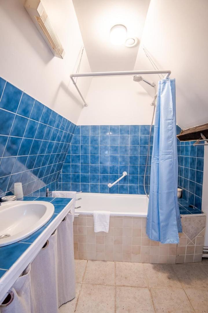 L'Authentique - Tours Apartment Luaran gambar