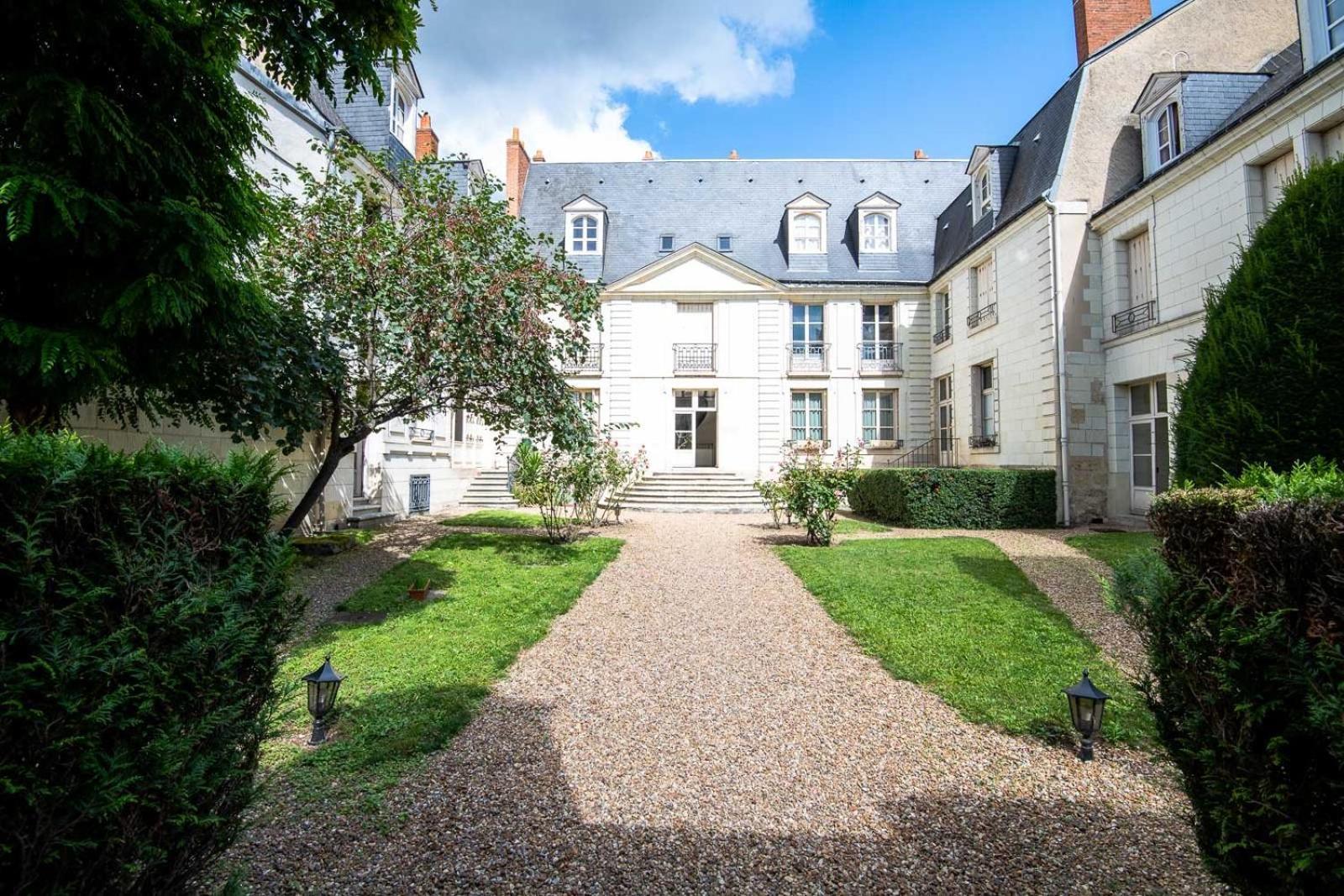 L'Authentique - Tours Apartment Luaran gambar
